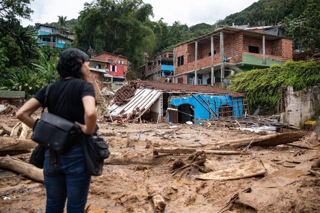 Governo de SP desiste de ação judicial para demolição de casas na Vila Sahy, em São Sebastião