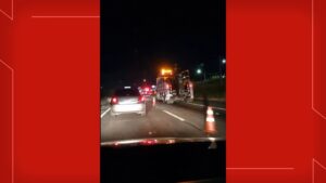 Homem morre atropelado ao tentar atravessar as pistas da Dutra em Taubaté