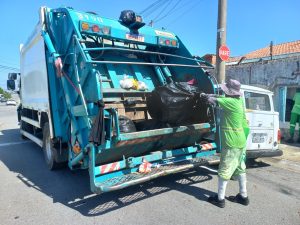 Nova empresa vai ser contratada de forma emergencial para operar coleta de lixo em Pindamonhangaba; funcionários serão mantidos | Vale do Paraíba e Região